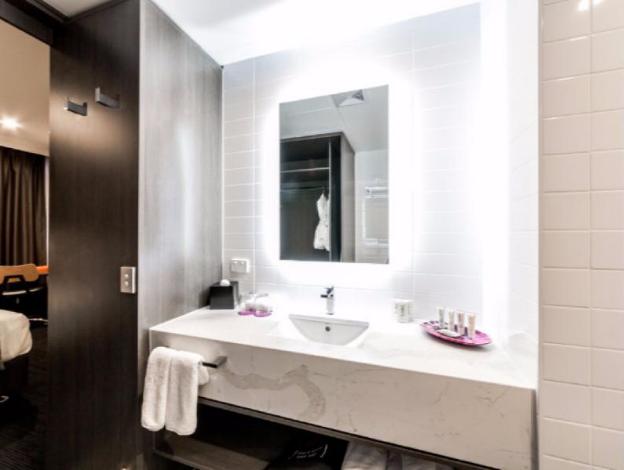 sage hotel james street