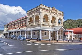 Empire Hotel Queenstown,Tasmania>>Queenstown,3 star