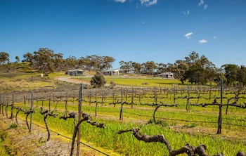 Neagles Retreat Villas,Boconnoc Park>>Adelaide,4 star