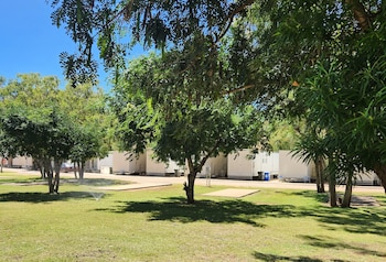 aaok moondarra accommodation village