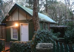 Lotus Lodges,Ferny Creek>>Dandenong,3 star