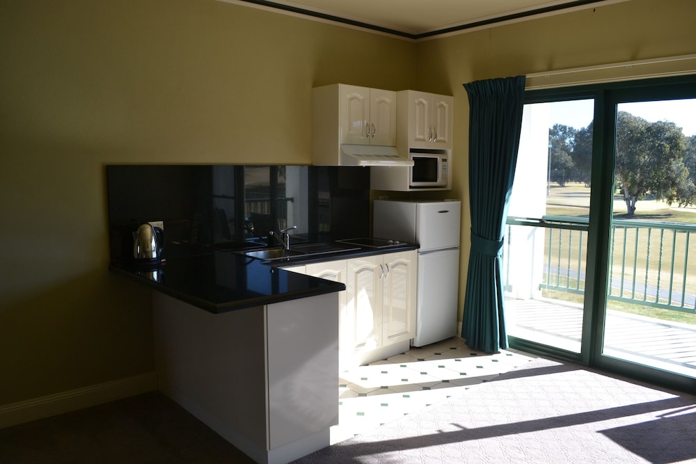 yarrawonga mulwala golf club resort