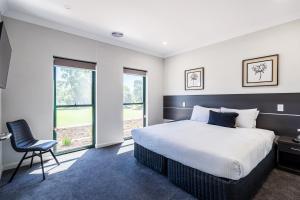 yarrawonga mulwala golf club resort