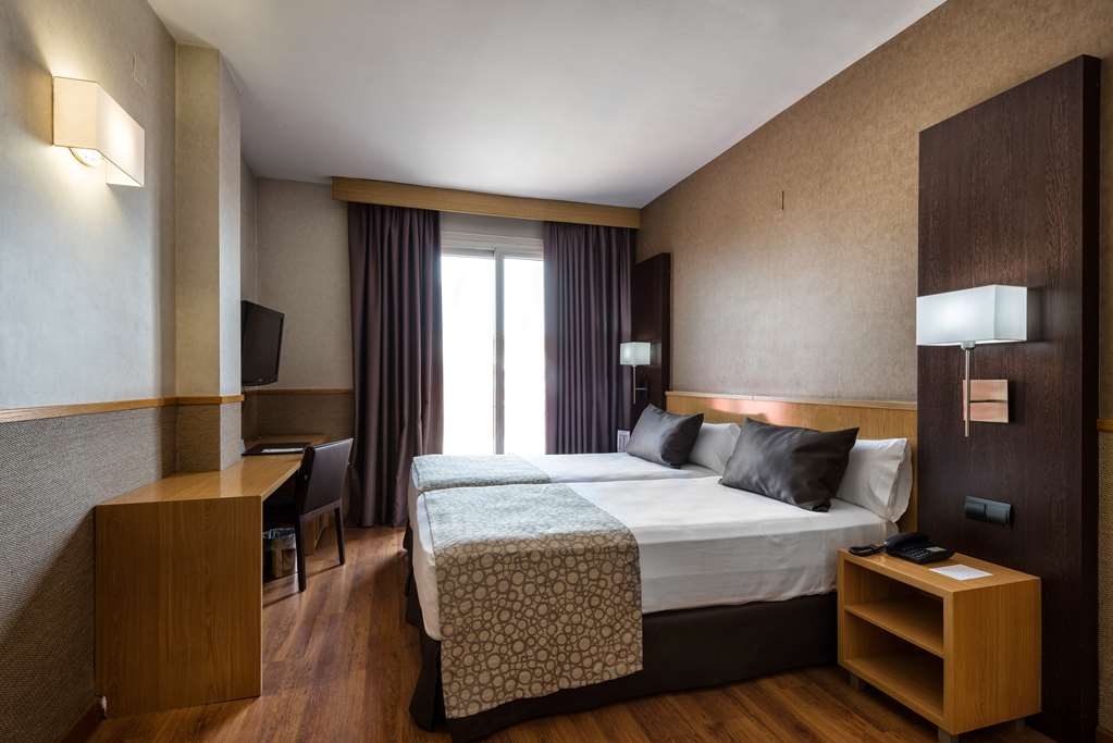 catalonia sagrada familia