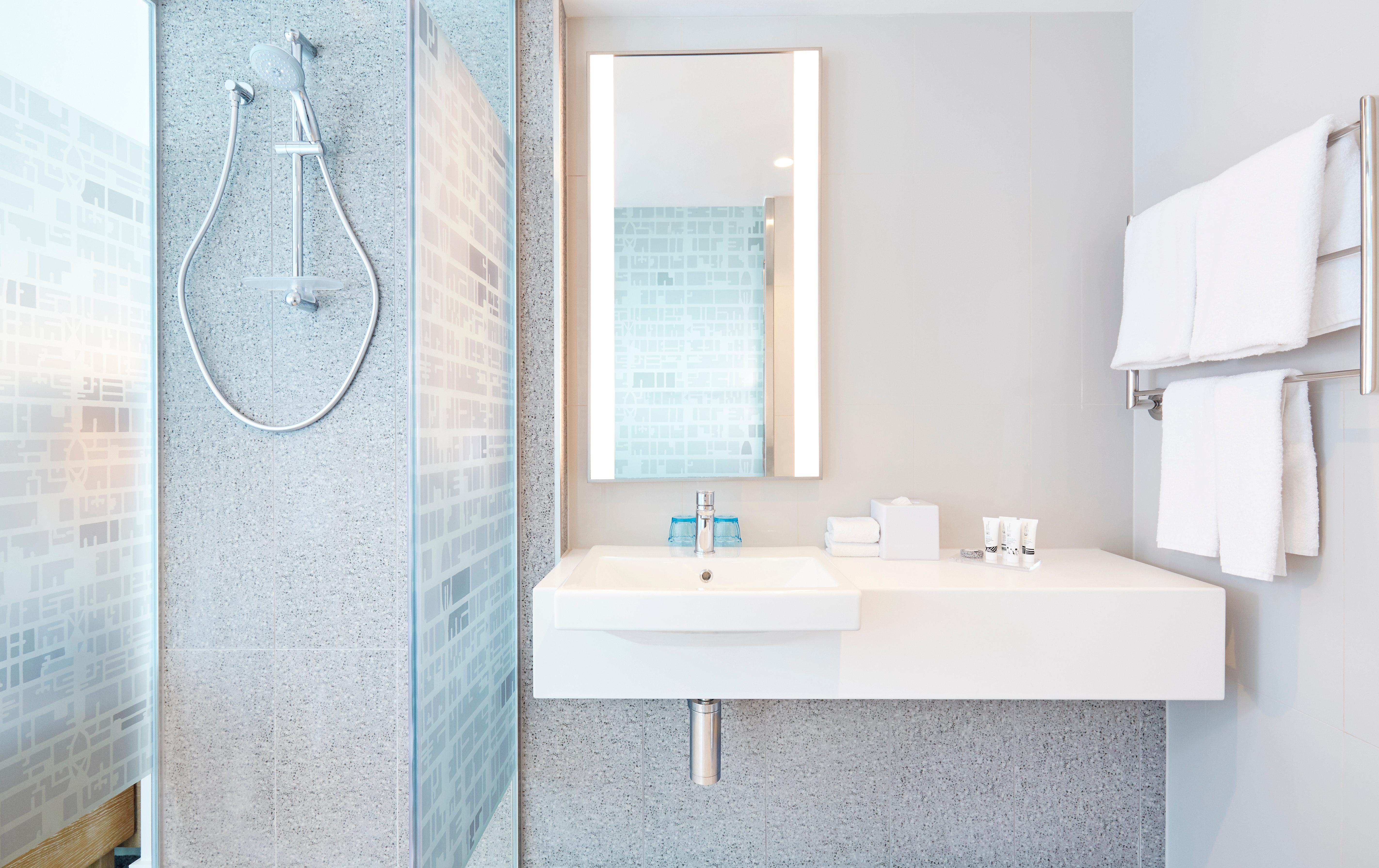 holiday inn express adelaide city centre by ihg