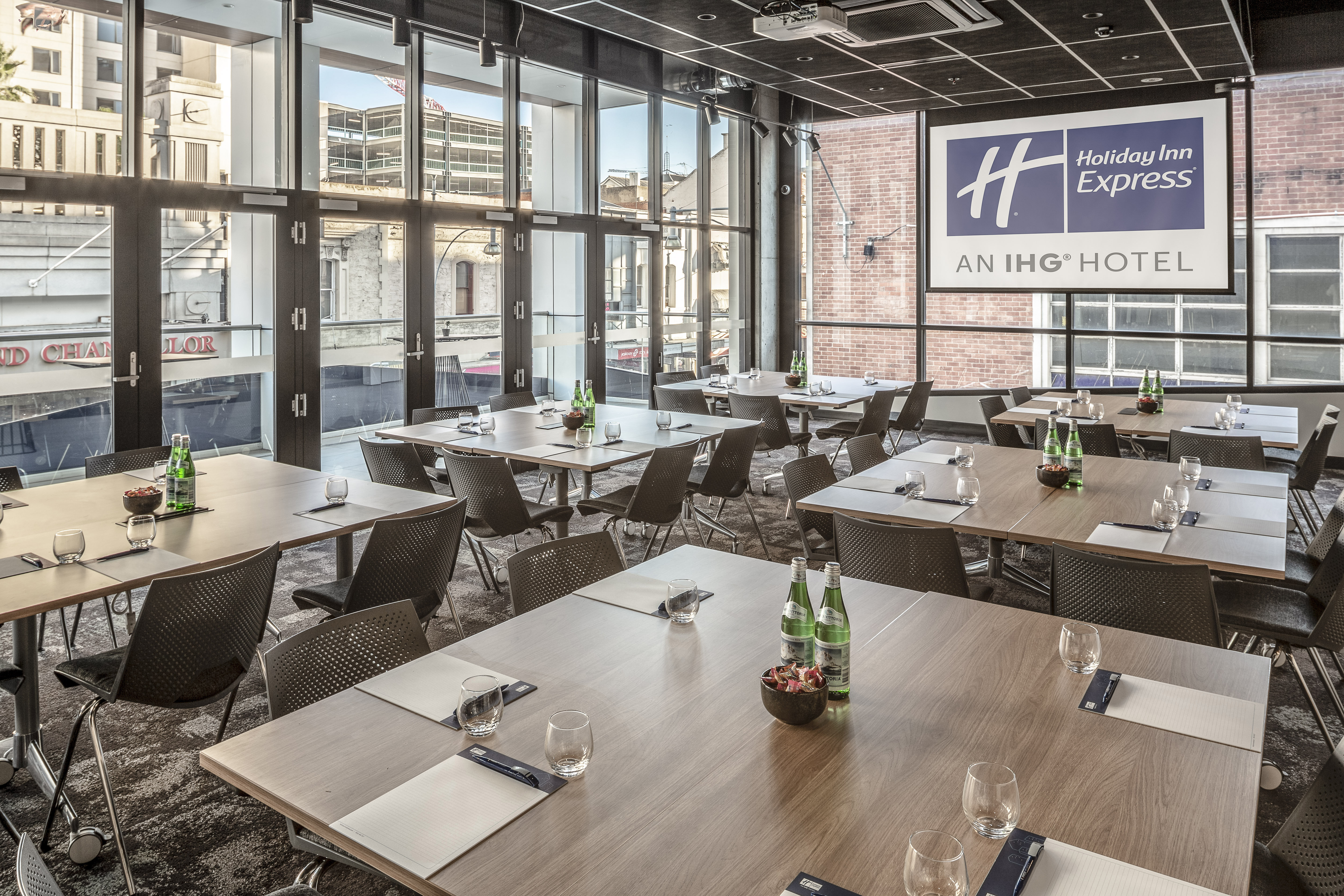 holiday inn express adelaide city centre by ihg
