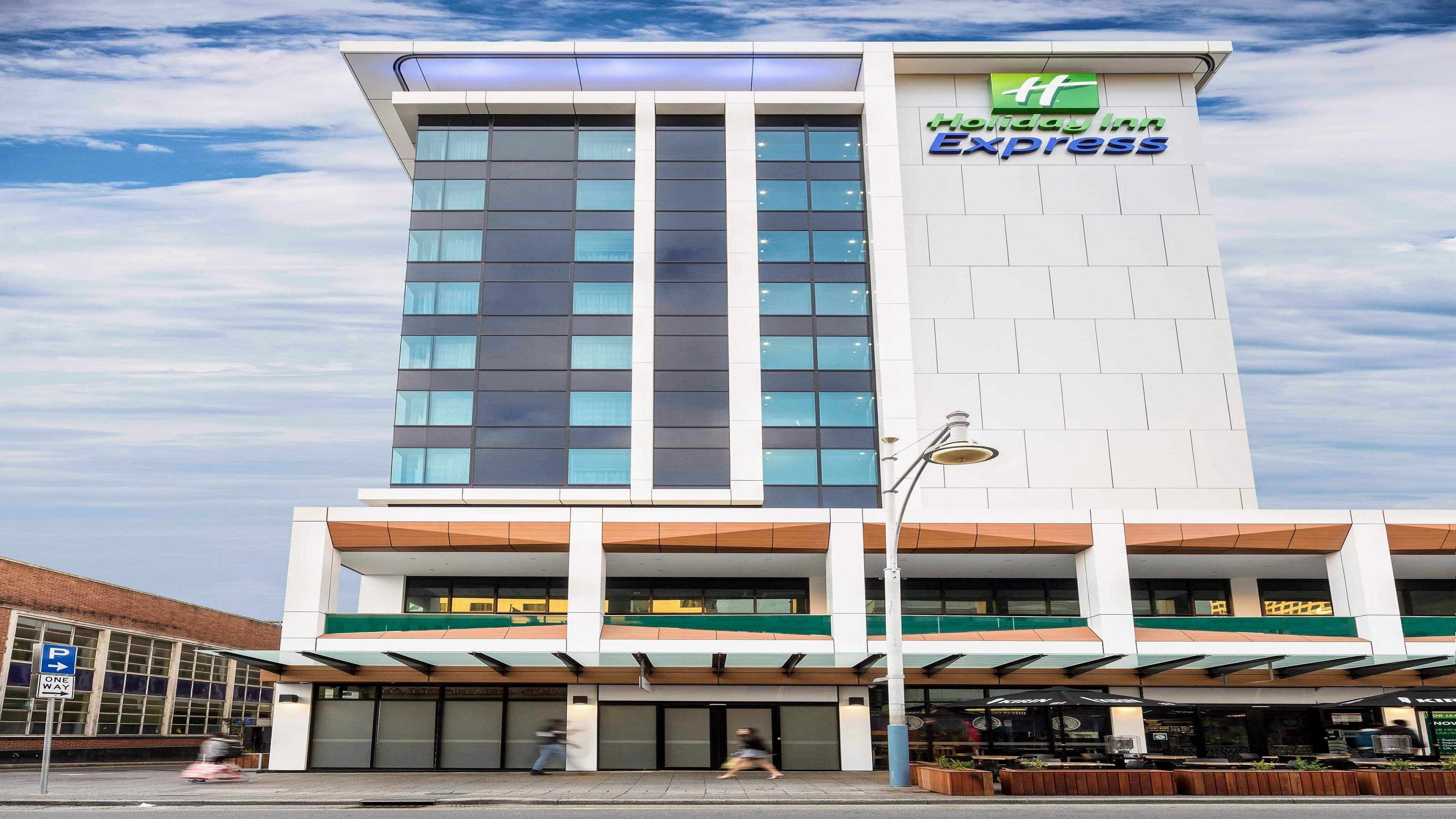 holiday inn express adelaide city centre by ihg