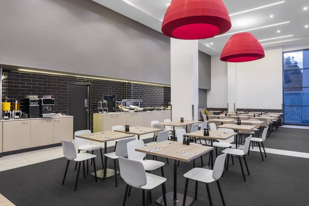 travelodge hotel sydney airport