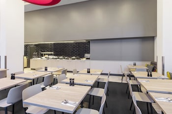 travelodge hotel sydney airport