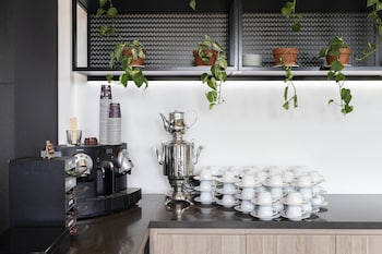 Mantra Macarthur Canberra,Canberra>>Braddon,4 star