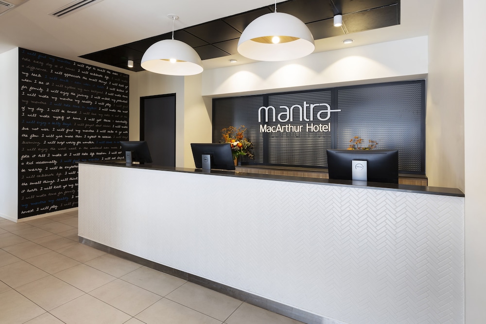 mantra macarthur canberra