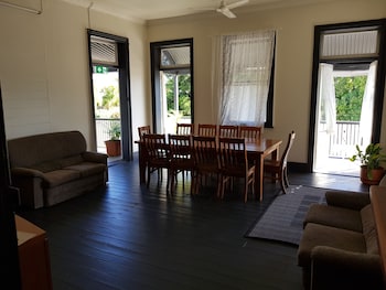 commercial hotel