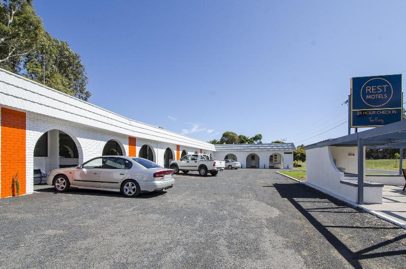 Rest Motels Naracoorte,Naracoorte>>Mount Light,3 star