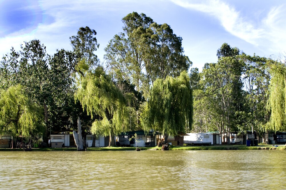 cohuna waterfront holiday park