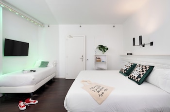 chic and basic born boutique hotel