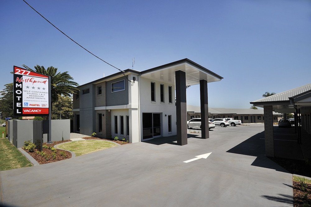 Northpoint Motel,Harlaxton>>Darling Downs,4 star