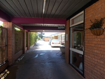 Corowa Gateway Motel,New South Wales>>Corowa,2.5 star