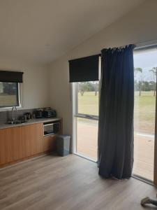 Lara Lodge,Geelong>>Avalon,4 star