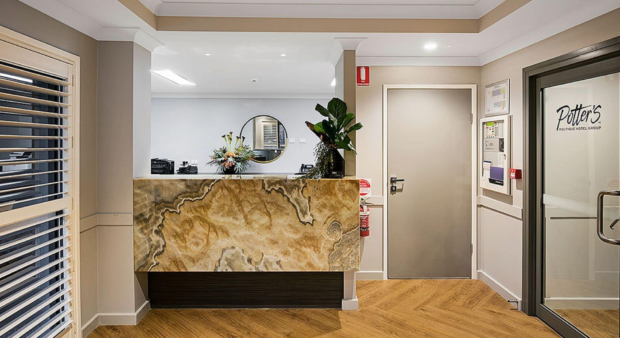 potters toowoomba hotel