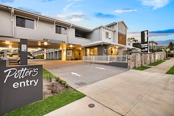 potters toowoomba hotel