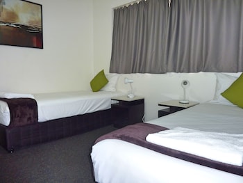 jadran motel and el jays holiday lodge