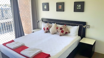 jadran motel and el jays holiday lodge