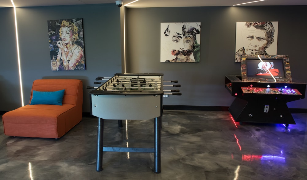 studio 8 residences adults only