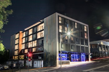 Studio 8 Residences - Adults Only,North Ryde>>Neutral Bay,4 star