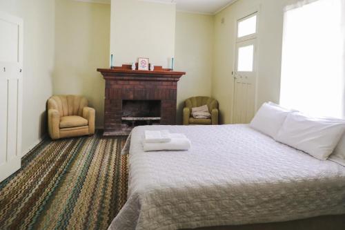royal hotel capertee
