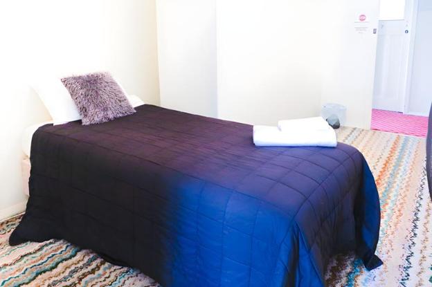 royal hotel capertee