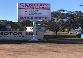 Century Motor Inn,Finley>>Berrigan,3 star