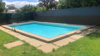 Century Motor Inn,Finley>>Berrigan,3 star