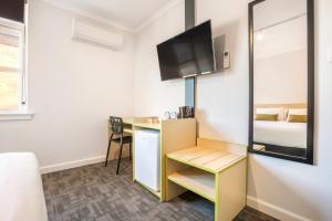 nightcap at hume hotel