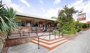 nightcap at hume hotel