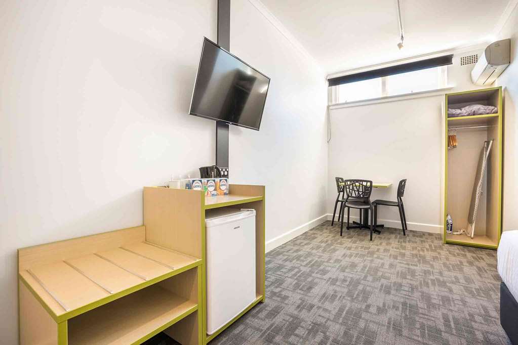 nightcap at hume hotel