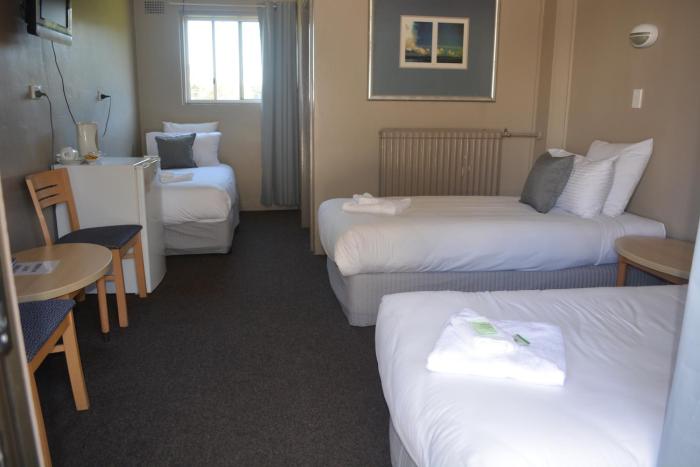 commercial hotel motel lithgow