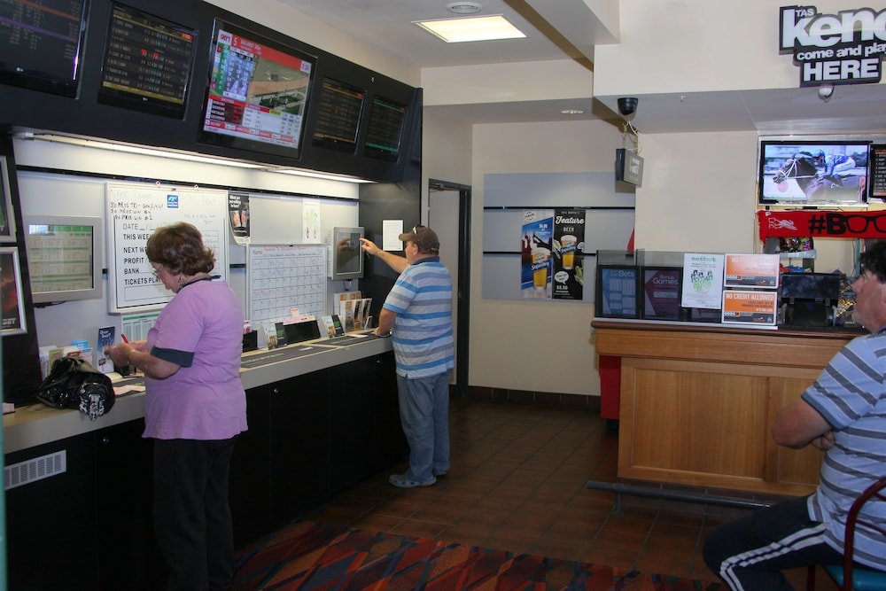 beauty point waterfront hotel