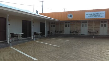 shark bay hotel