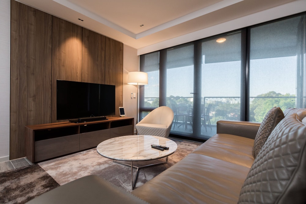 the branksome hotel and residences