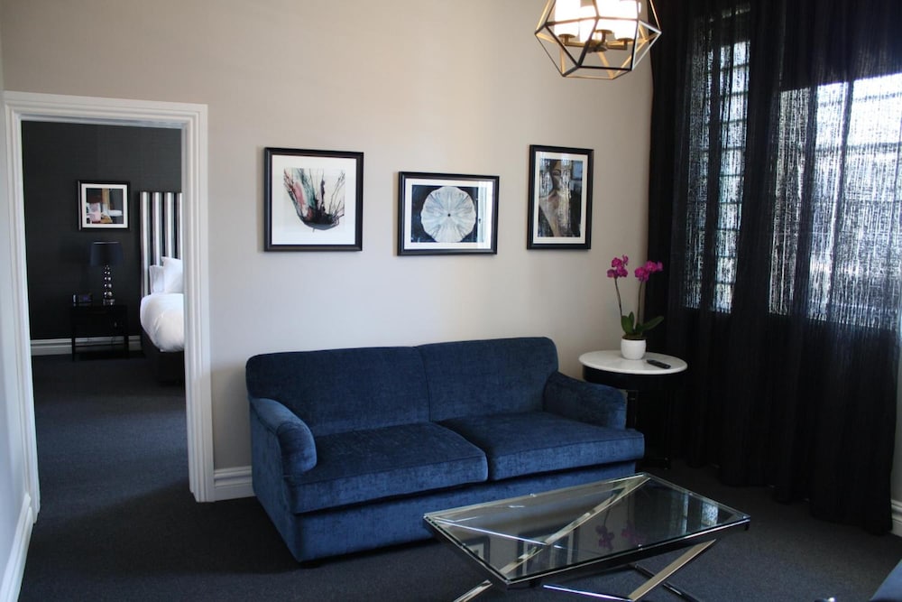 mrs banks boutique hotel