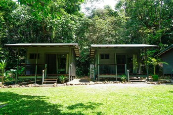 safari lodge
