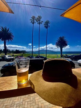 Bermagui Beach Hotel,Merimbula>>Bermagui,3 star