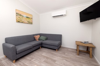 Big4 Townsville Gateway Holiday Park,Near Cluden Racecourse,3 star