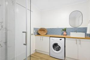 flynns beach caravan park