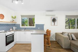 flynns beach caravan park