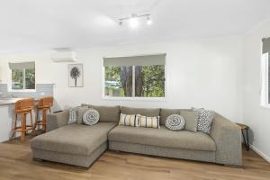 flynns beach caravan park