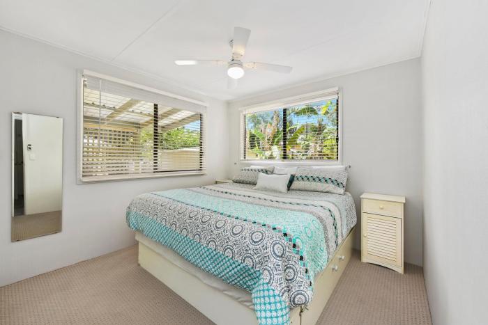 flynns beach caravan park