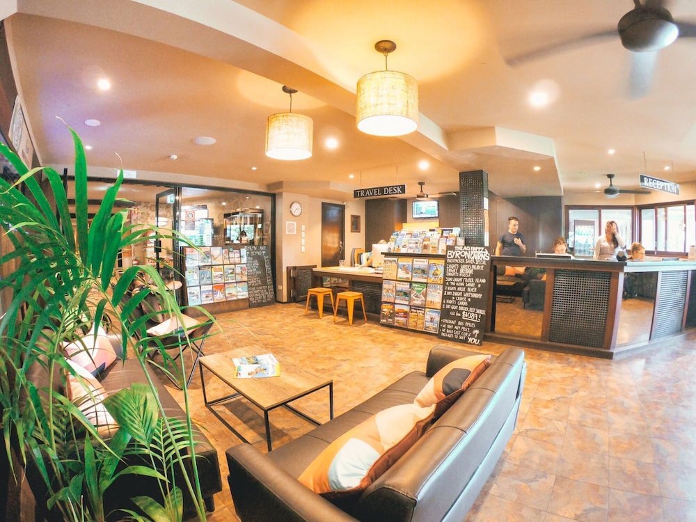 aquarius backpacker resort