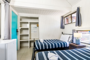 aquarius backpacker resort