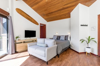 aquarius backpacker resort